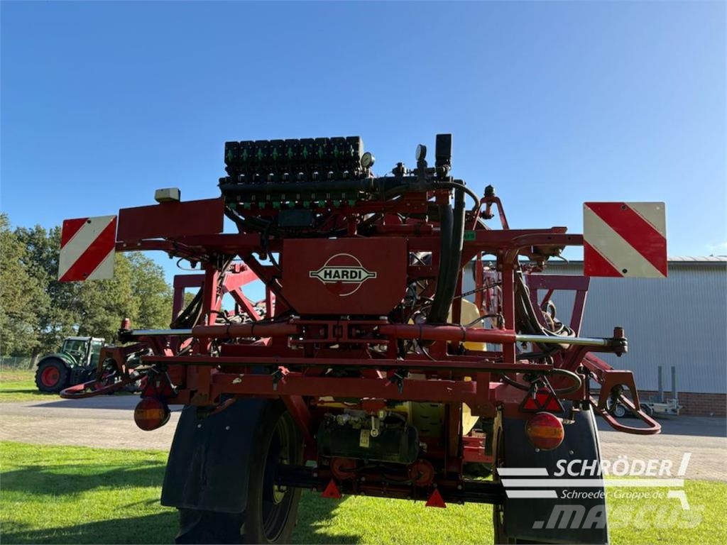 Hardi NAVIGATOR 4000 | 27 METER Getrokken spuitmachines