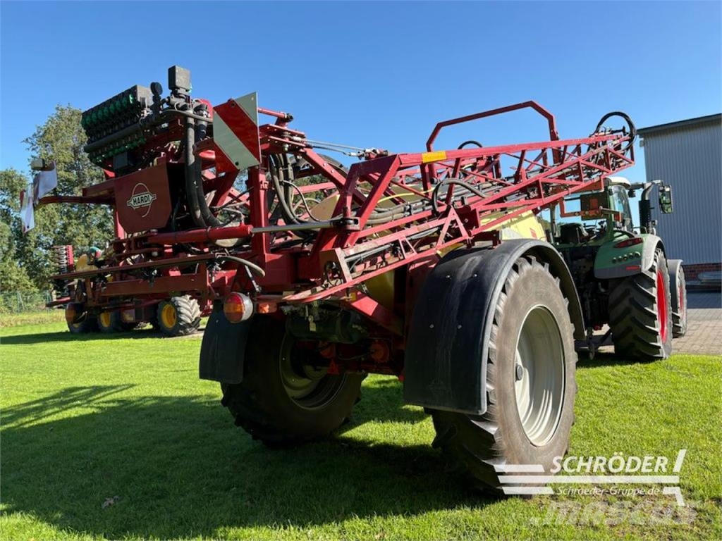 Hardi NAVIGATOR 4000 | 27 METER Getrokken spuitmachines