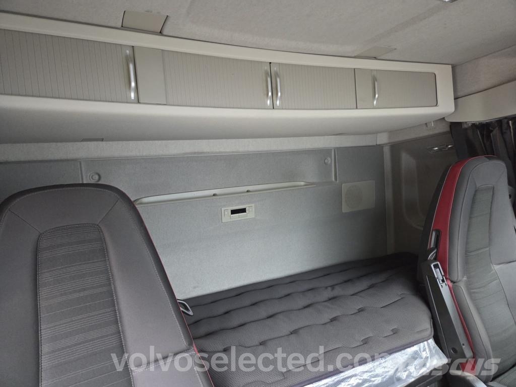 Volvo FH FH 500 10x4 koneenkulj.ritilä Arilahti Autotransporter