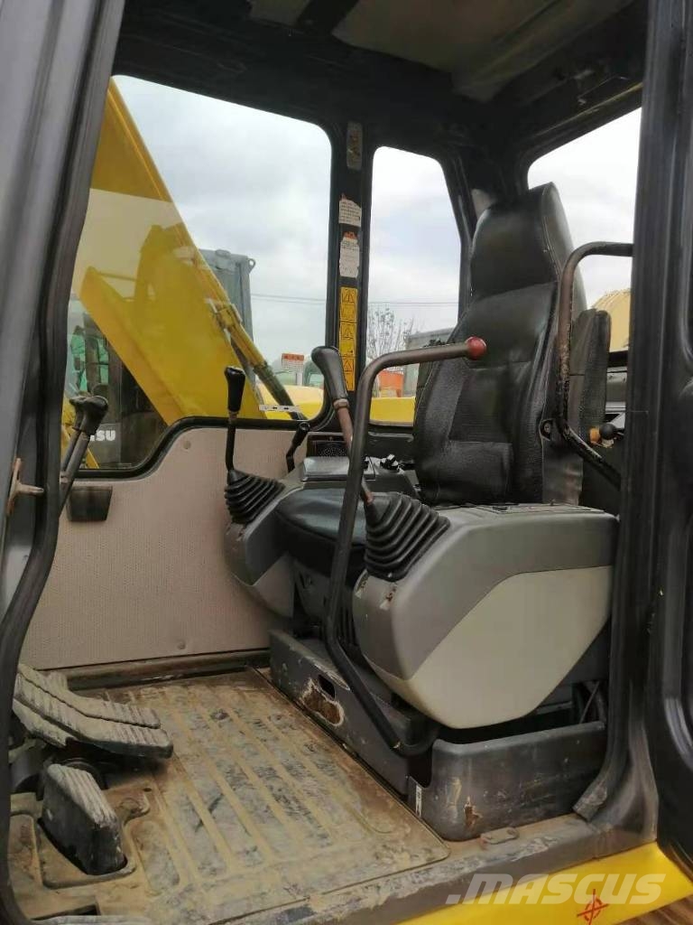 Komatsu PC 60 ミニ油圧ショベル 7t以下（ミニユンボ・ミニディガー）
