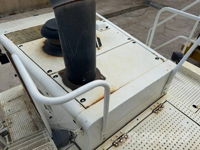 CAT 988 H Gumikerekes homlokrakodók