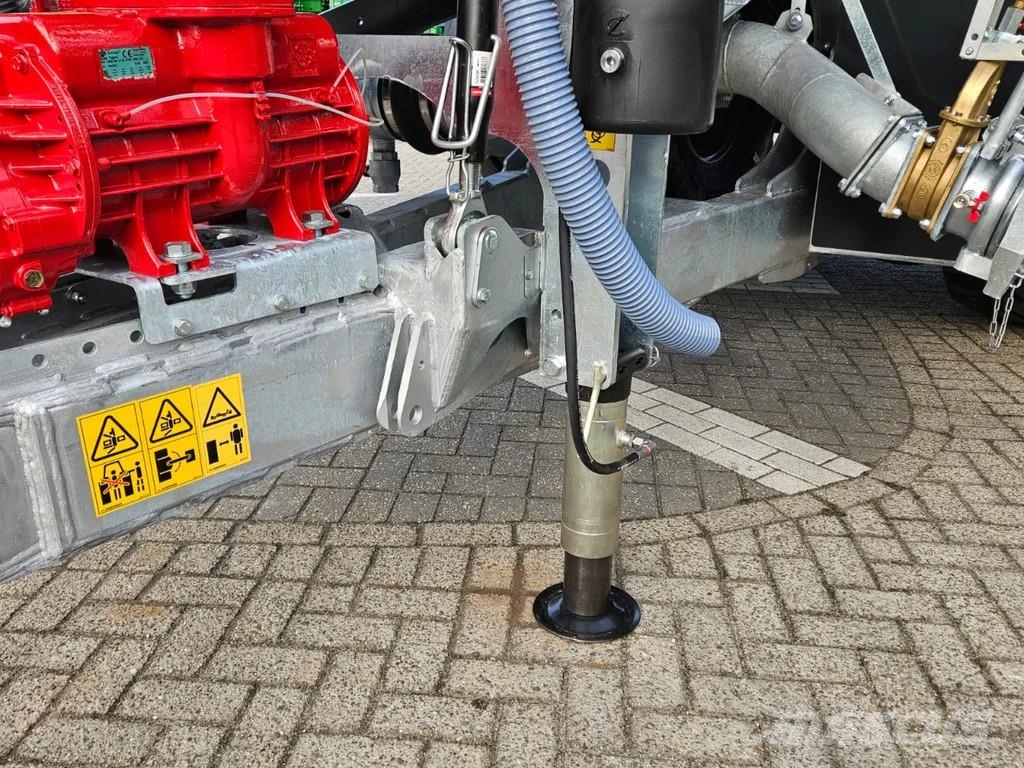 Veenhuis Profiline 12.500 Slurry tankers