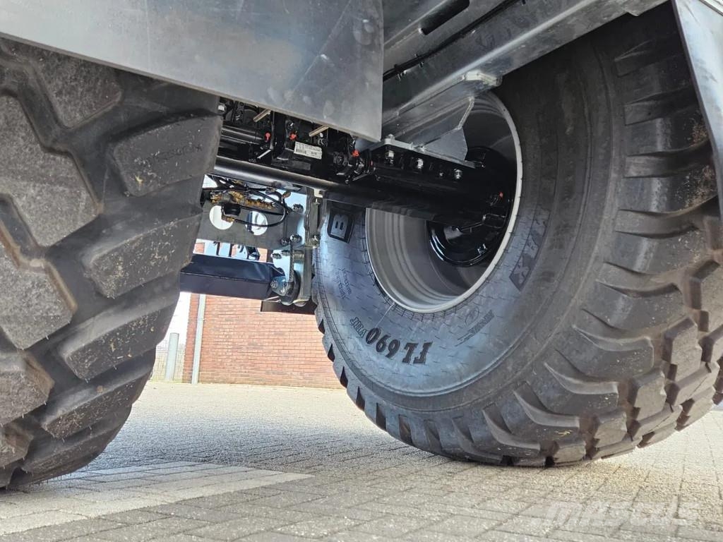 Veenhuis Profiline 12.500 Slurry tankers