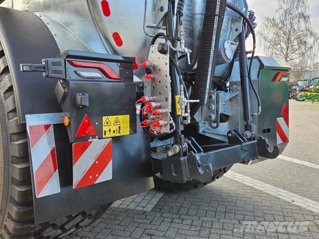 Veenhuis Profiline 12.500 Slurry tankers