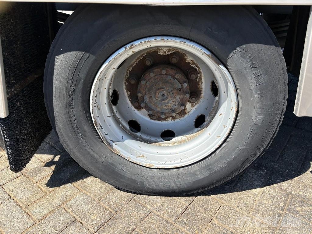 Volvo FL 12.250 + THERMO KING T-1000 R + EURO 6 + LOADLI Isotermos y frigoríficos