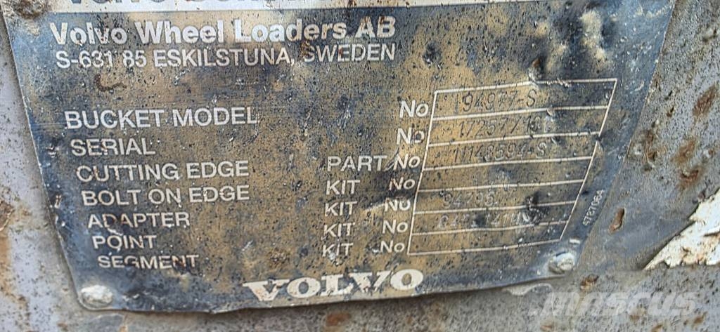 Volvo L 220 D Læssemaskiner på hjul