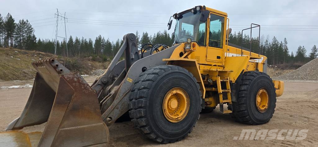 Volvo L 220 D Læssemaskiner på hjul
