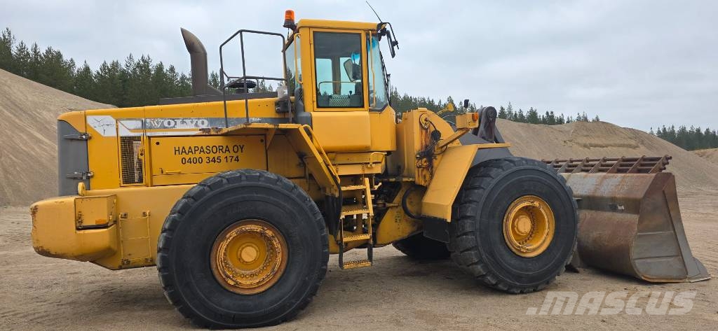 Volvo L 220 D Læssemaskiner på hjul