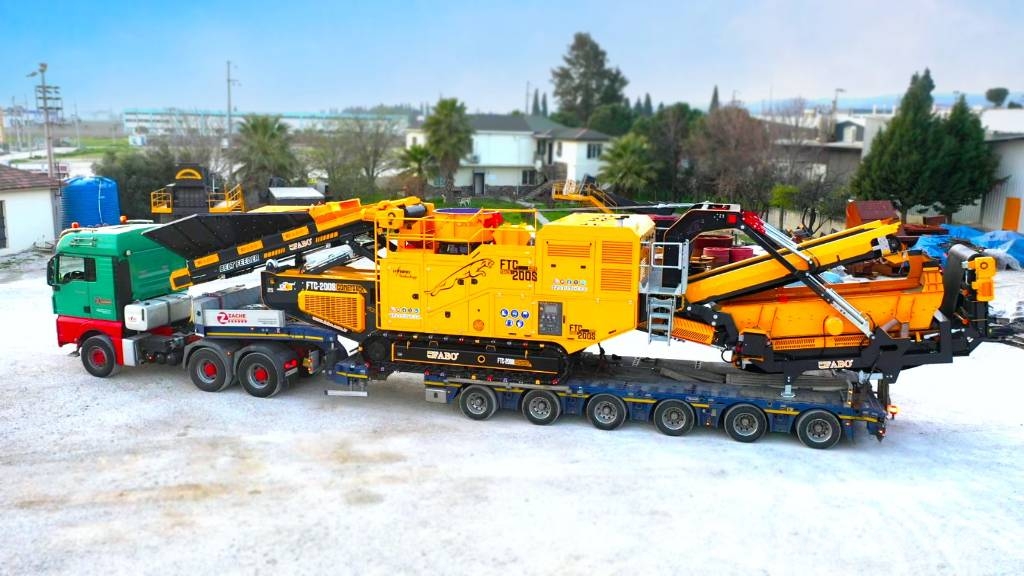 Fabo Le concasseur à cône mobile sur chenilles FTC-200S Mobile crushers