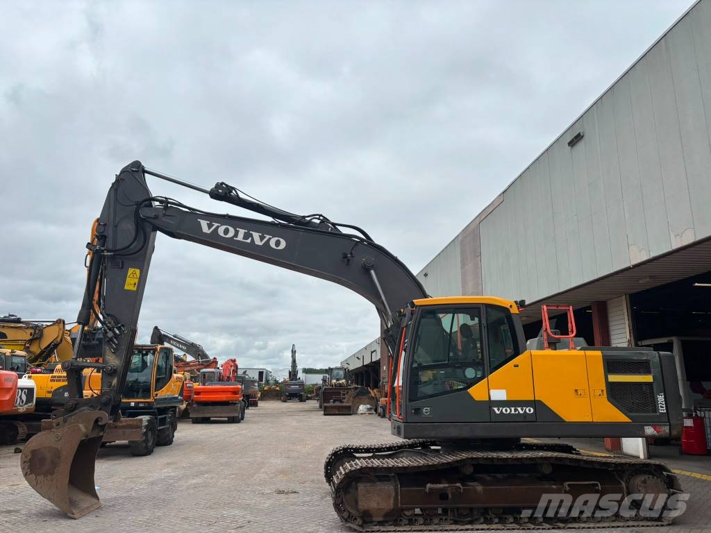 Volvo EC 220 EL Excavadoras sobre orugas