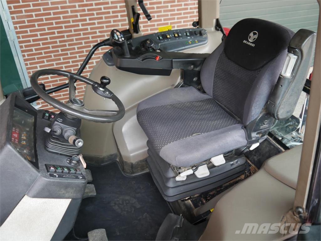 Case IH CVX 130 الجرارات