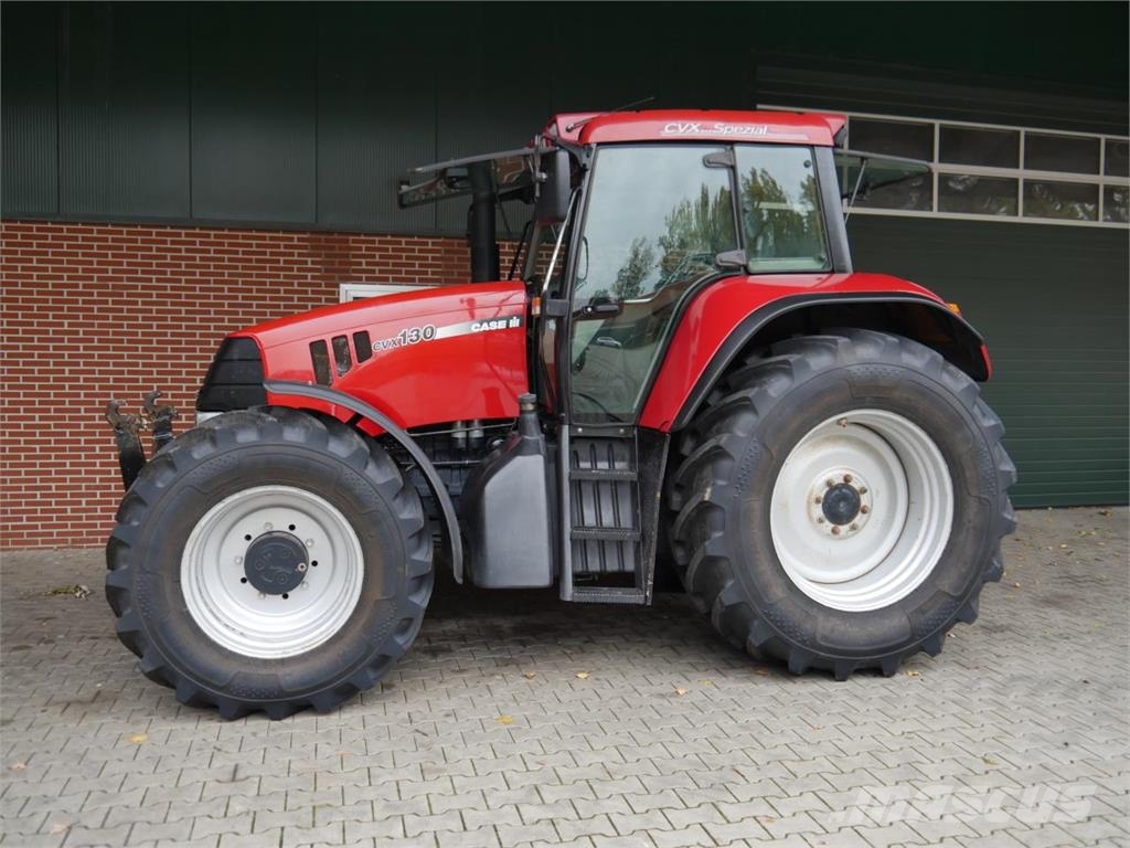 Case IH CVX 130 الجرارات