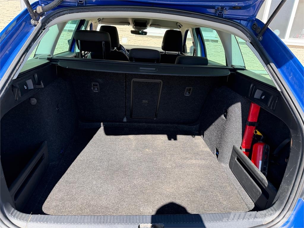 Skoda Octavia Combi VIN 308 Coches