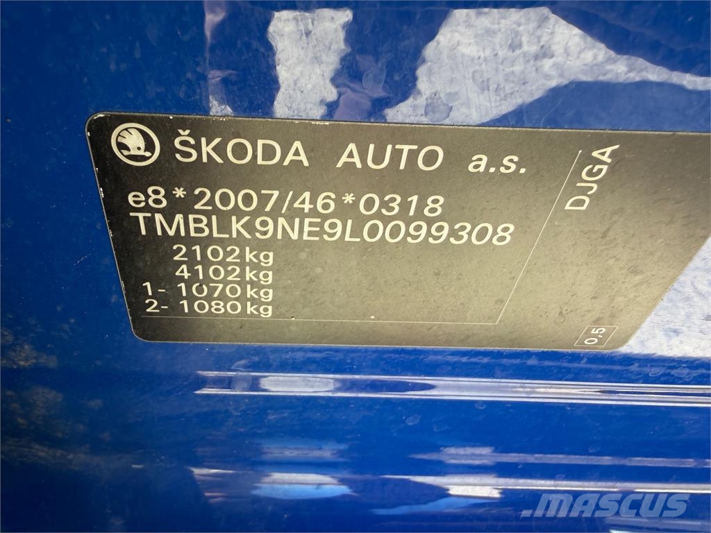 Skoda Octavia Combi VIN 308 Coches
