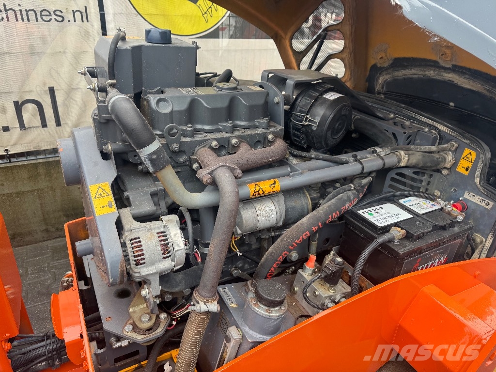 Hamm HD 12 VV مداحل ثنائية الاسطوانة