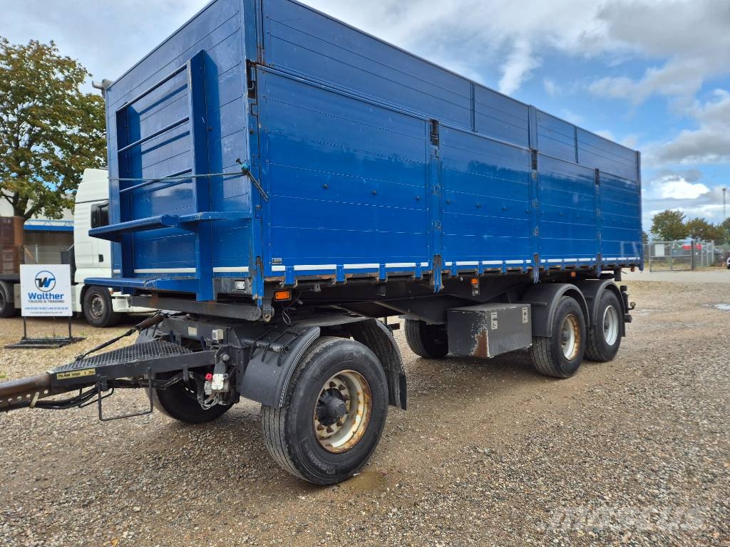 SVF 3 axle trailer with tip Savivartės priekabos