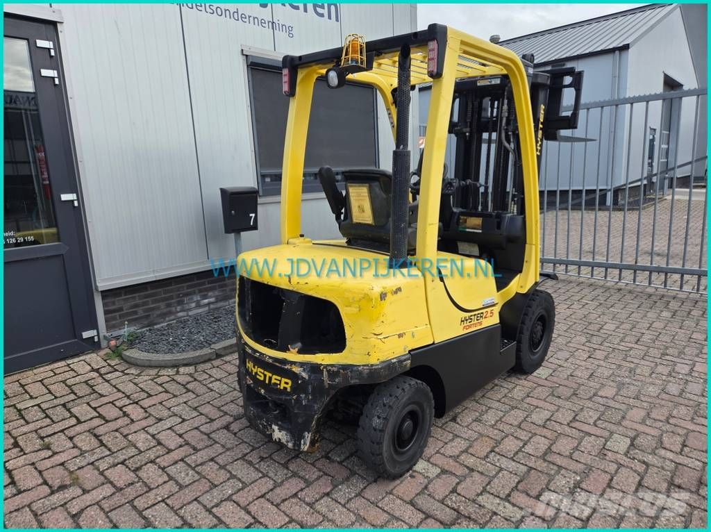 Hyster H2.5FT Yanmar diesel+triplex4.9m+shift+5813hours Diesel heftrucks