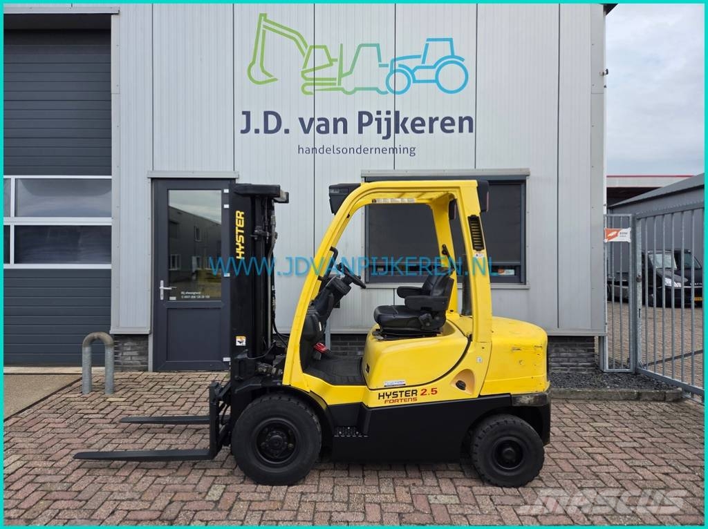 Hyster H2.5FT Yanmar diesel+triplex4.9m+shift+5813hours Diesel heftrucks