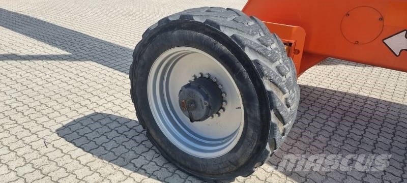 JLG 1350 SJP Teleskopske podizne platforme