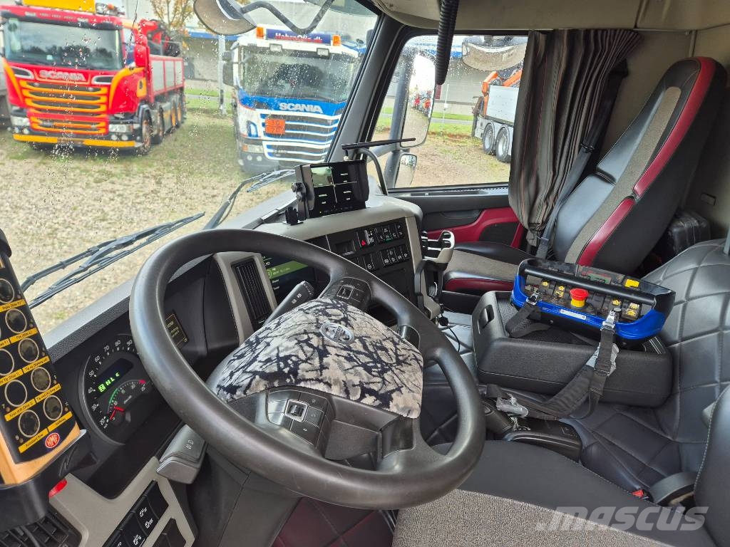 Volvo FM 500 8x2*6 //Fassi 315R - 6 (År2021) // Wirehejs Vlakke laadvloer met kraan