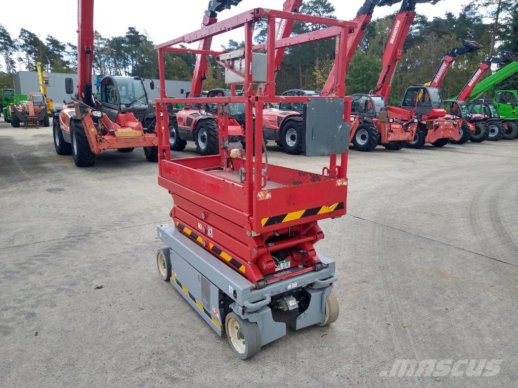 SkyJack SJ III 3219 (141) Scissor lifts