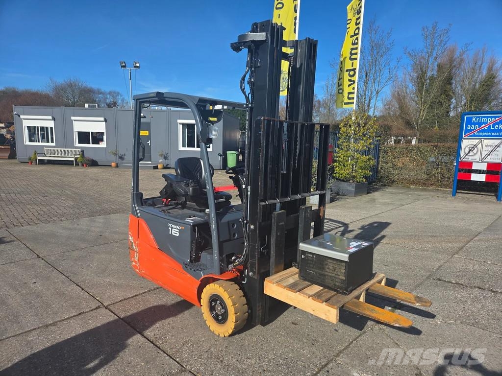 Toyota 1.6 ton elektrisch triplo 5.50m hefhoogte Elektrische heftrucks