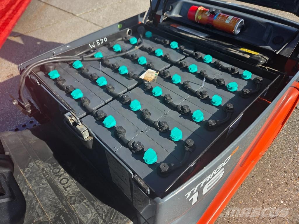Toyota 1.6 ton elektrisch triplo 5.50m hefhoogte Elektrische heftrucks