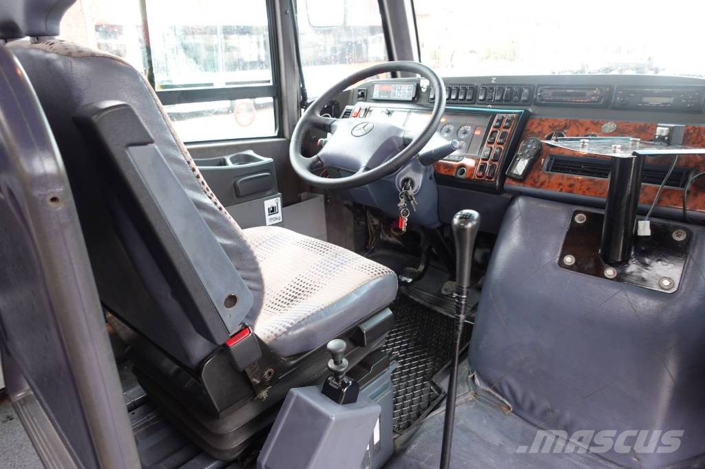 Mercedes-Benz 815 Medio *Mediano*V8*Vario*814*Klima*31-Sitze Touringcar