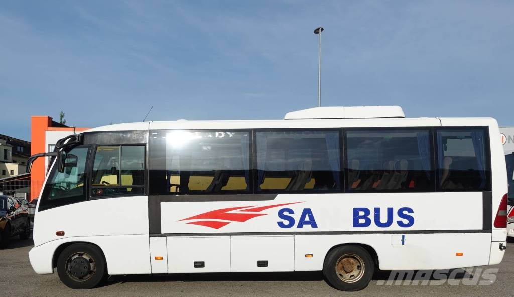 Mercedes-Benz 815 Medio *Mediano*V8*Vario*814*Klima*31-Sitze Turistbussar