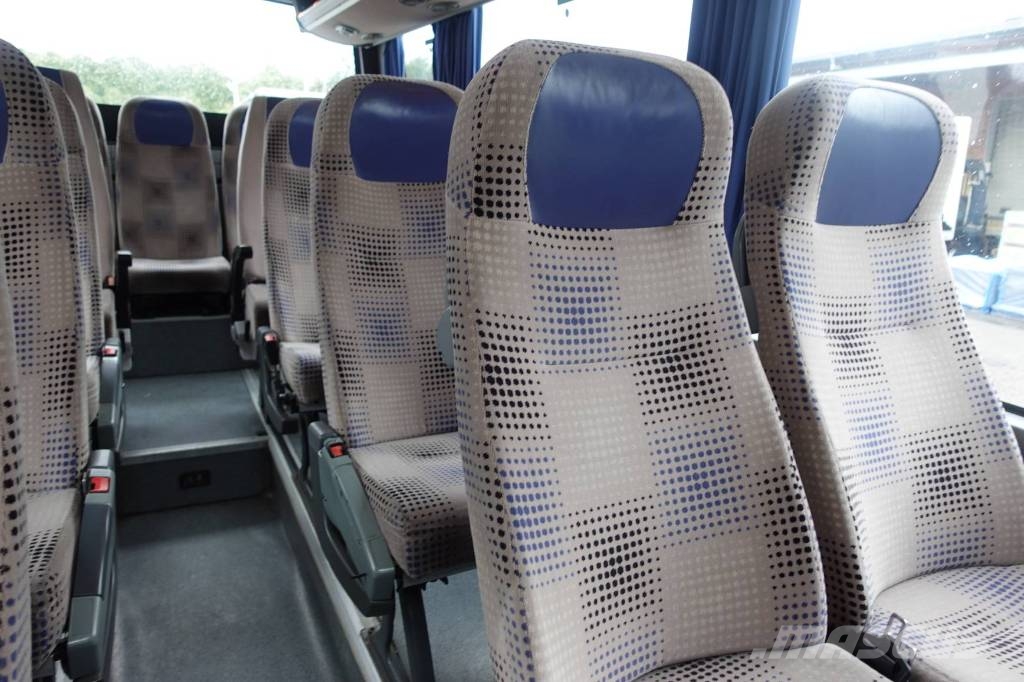 Mercedes-Benz 815 Medio *Mediano*V8*Vario*814*Klima*31-Sitze Touringcar