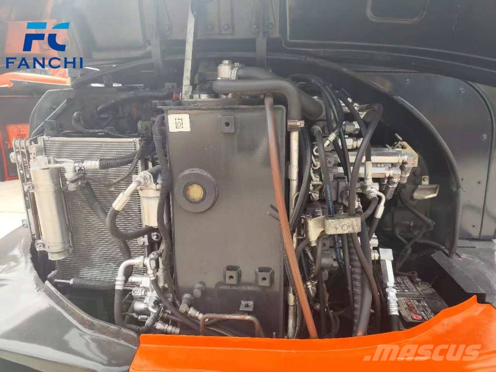 Kubota KX57-5 Гусеничні екскаватори