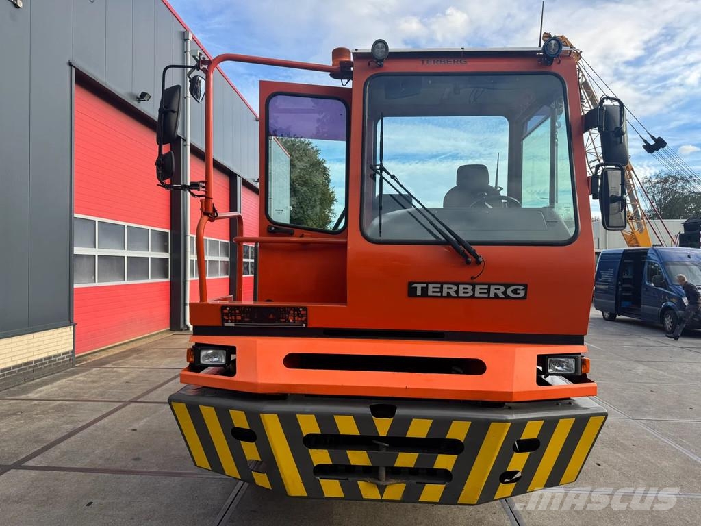 Terberg BC 182 Terminal tractors