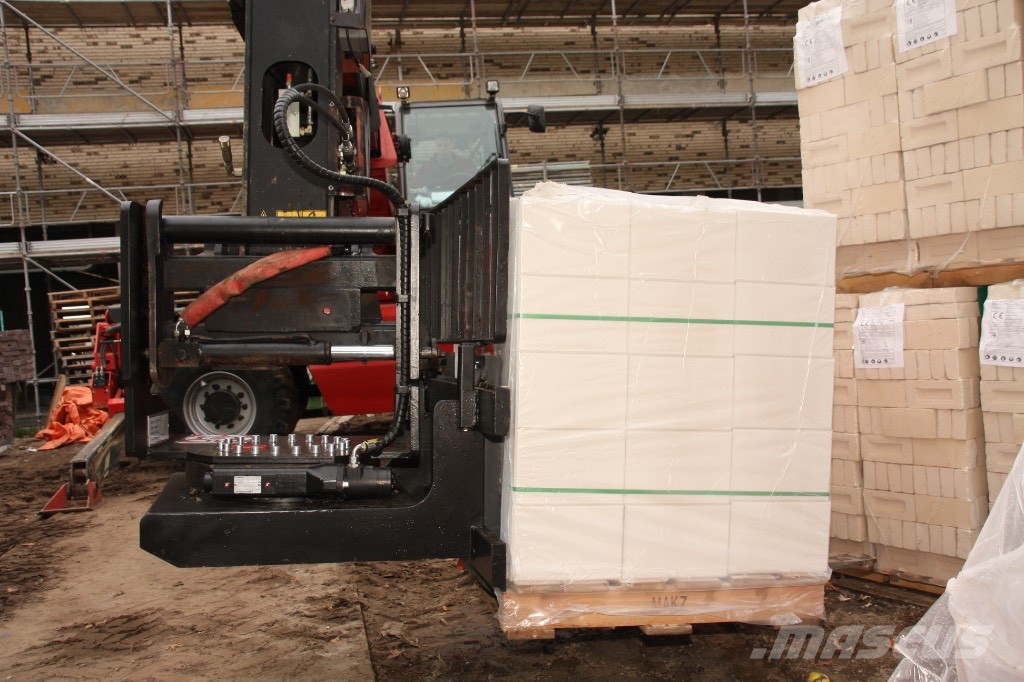 Manitou & Magni ROMASTOR 2500 ROTATING FORKS CARRIAGE 伸缩臂叉装车|叉装车