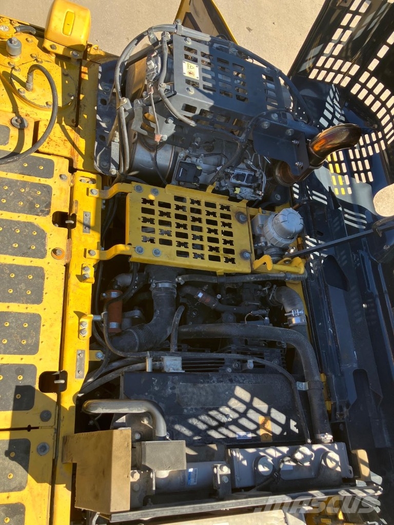 Komatsu PC 210 LC-11 Εκσκαφείς με ερπύστριες