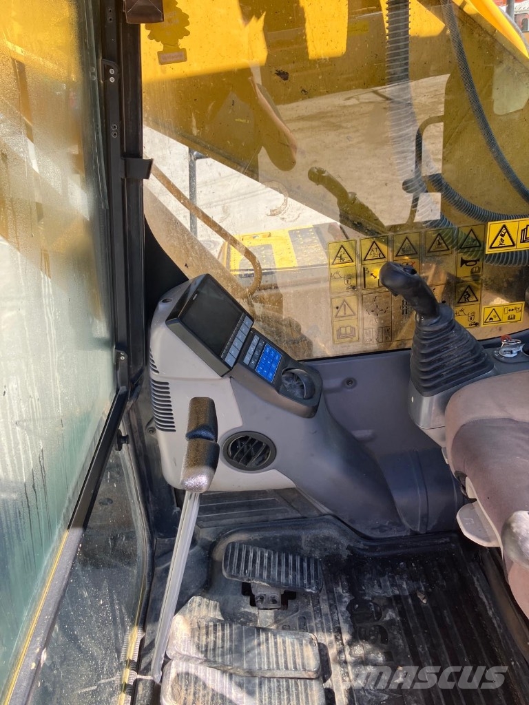 Komatsu PC 210 LC-11 Εκσκαφείς με ερπύστριες