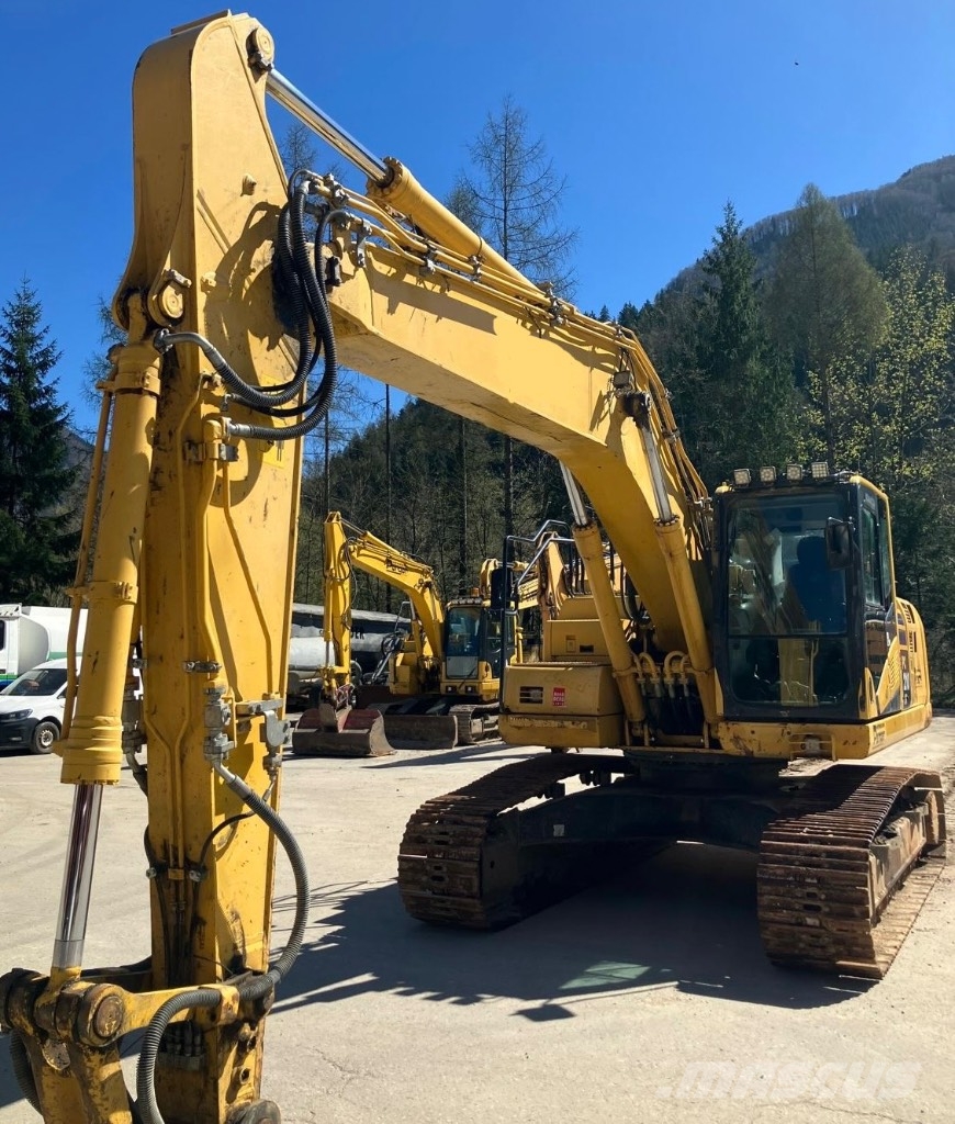 Komatsu PC 210 LC-11 Εκσκαφείς με ερπύστριες
