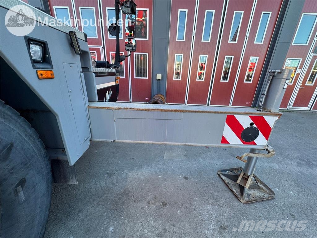Liebherr LTC 1045-3.1 자동 크레인