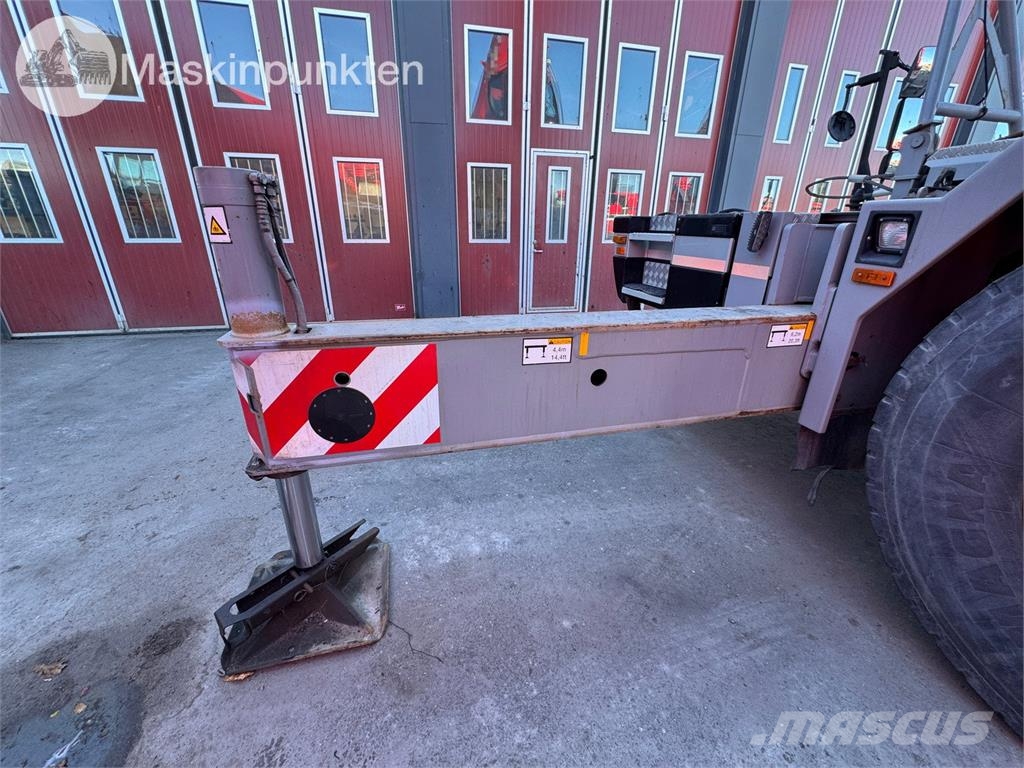 Liebherr LTC 1045-3.1 자동 크레인