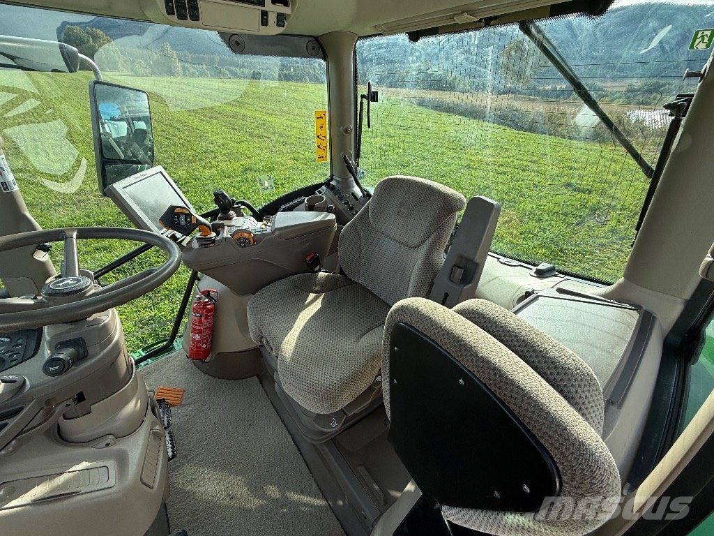 John Deere 6155 R Traktorer