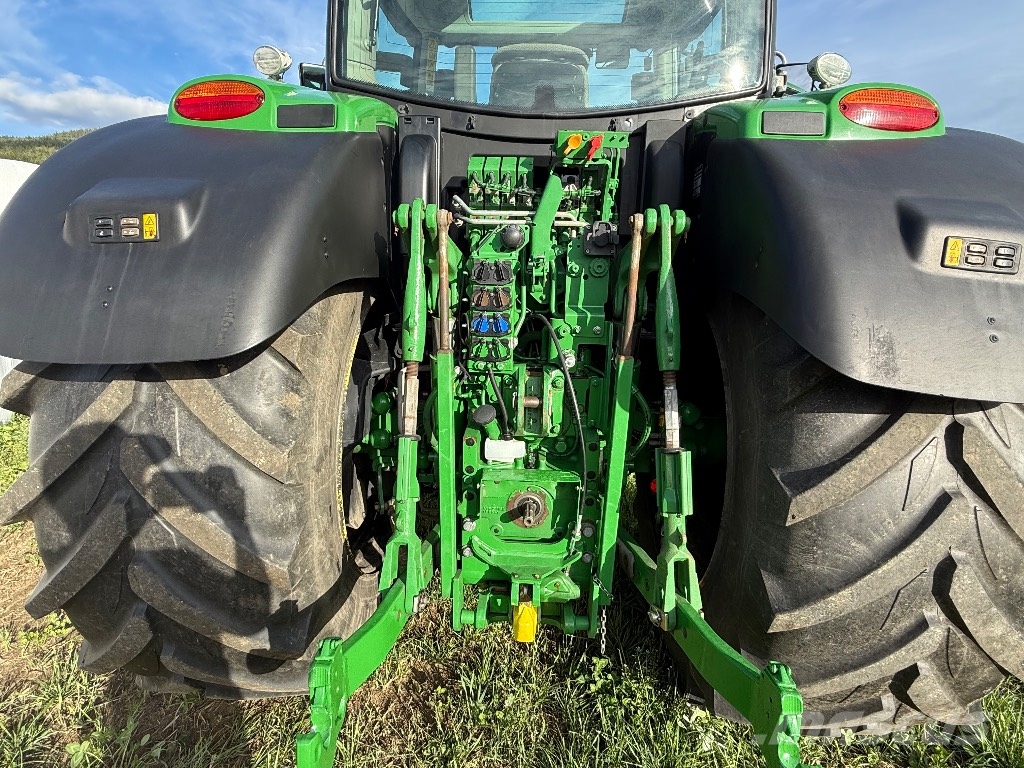 John Deere 6155 R Traktorer