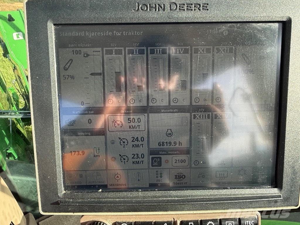 John Deere 6155 R Traktorer