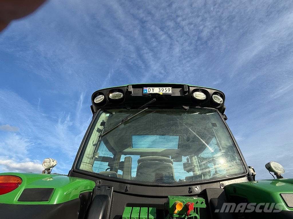 John Deere 6155 R Traktorer