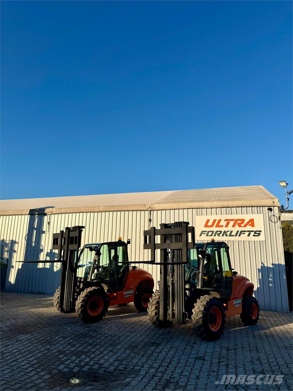 Ausa [DISCOUNT - SALE] C300H 4x4 *Perfect!* Off-Road 4-way reach trucks