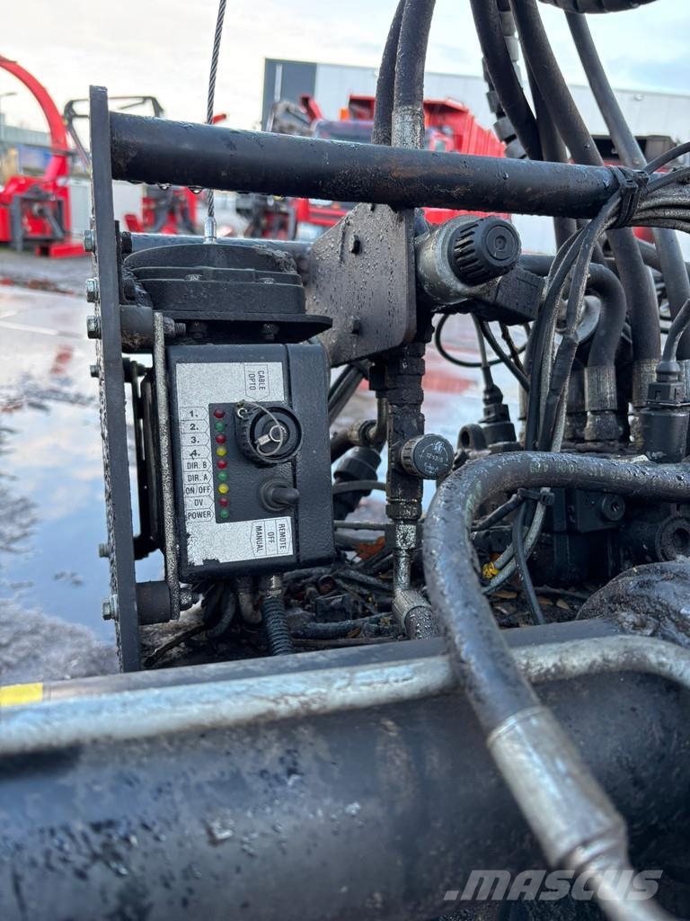 TP 270 PTO K front Holzhäcksler