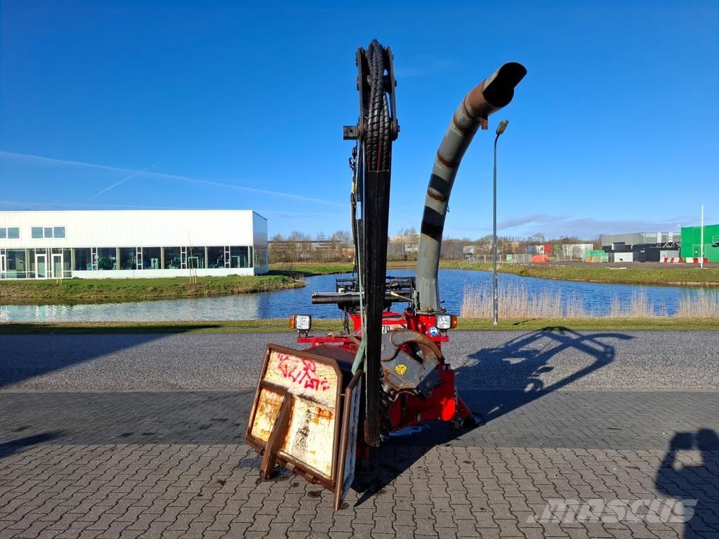 TP 270 PTO K front Holzhäcksler