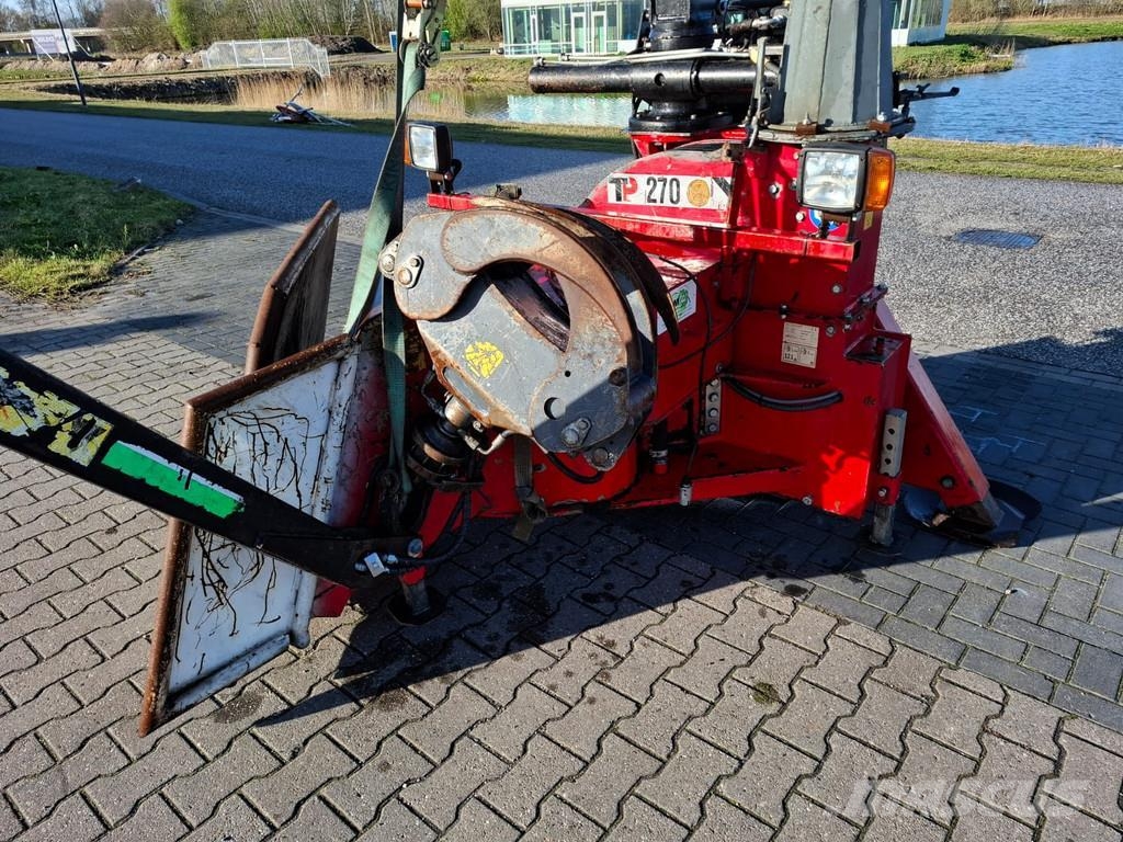 TP 270 PTO K front Holzhäcksler