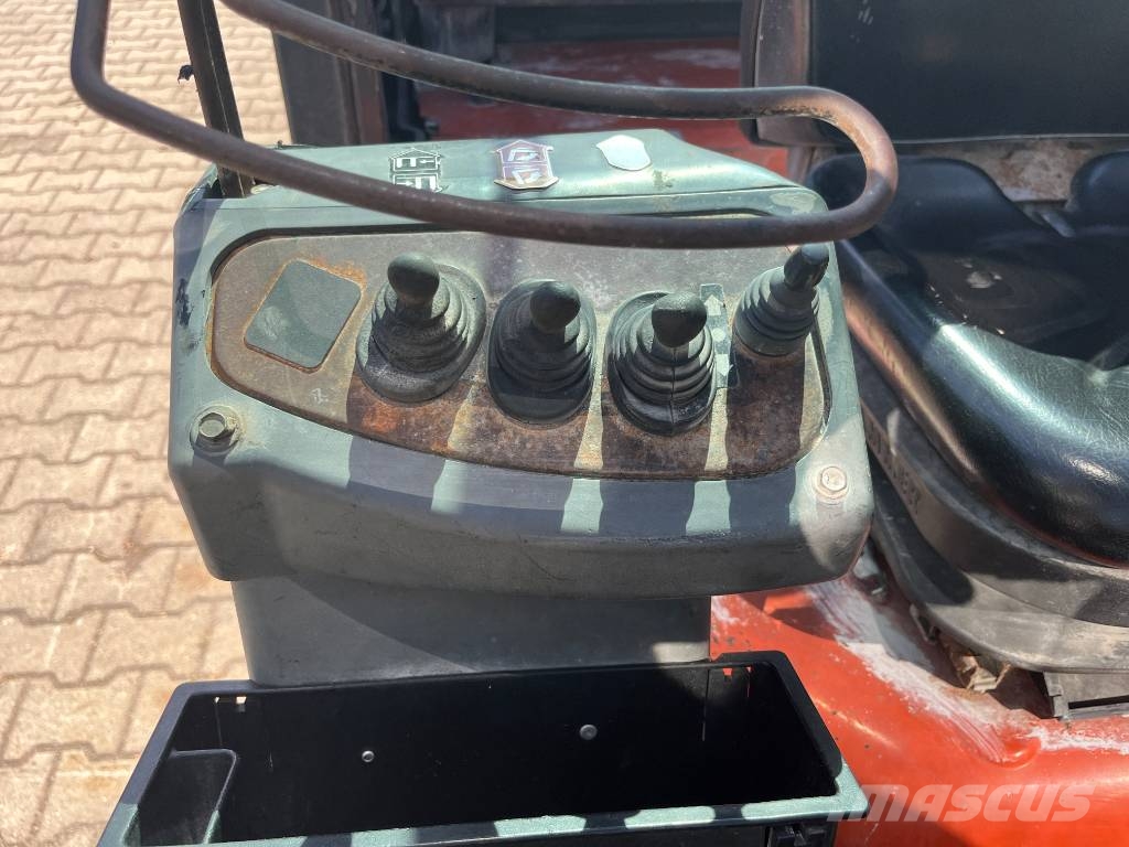 Nissan FGD 02 A 30 Q V-4181 OB شاحنات الديزل