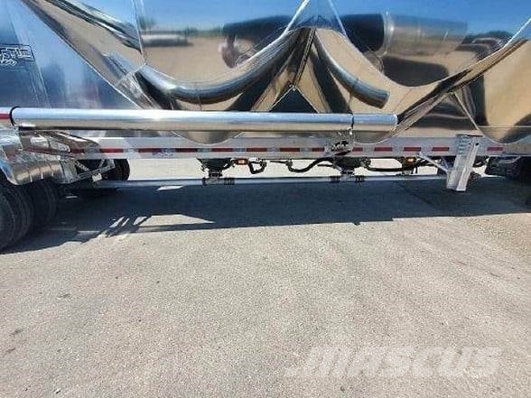 MAC TRAILER MFG 1050C PNEUMATIC DRY BULK Semi remorque citerne