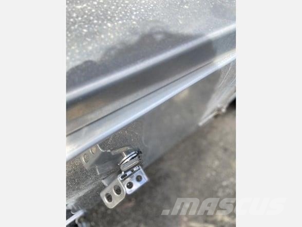MAC TRAILER MFG ALUMINUM 48' FLATBED Flatbed/Dropside semi-trailers