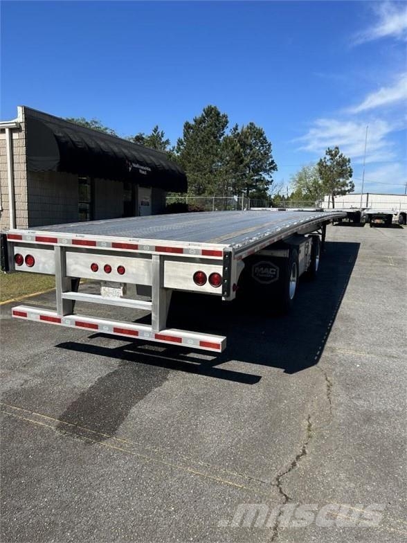 MAC TRAILER MFG ROAD WARRIOR Flatbed/Dropside semi-trailers